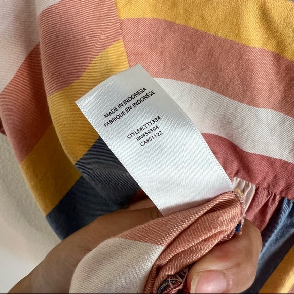 Beachlunchlounge Happy Stripe Zoey Flutter Sleeve Box Neck Top - Picture 7 of 12